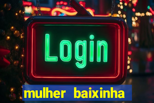 mulher baixinha transando com homens altos