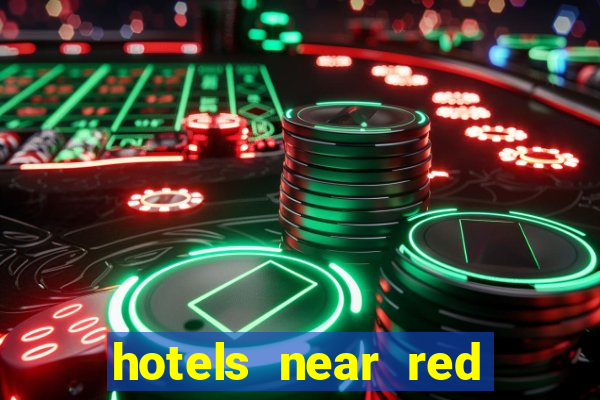 hotels near red hawk casino